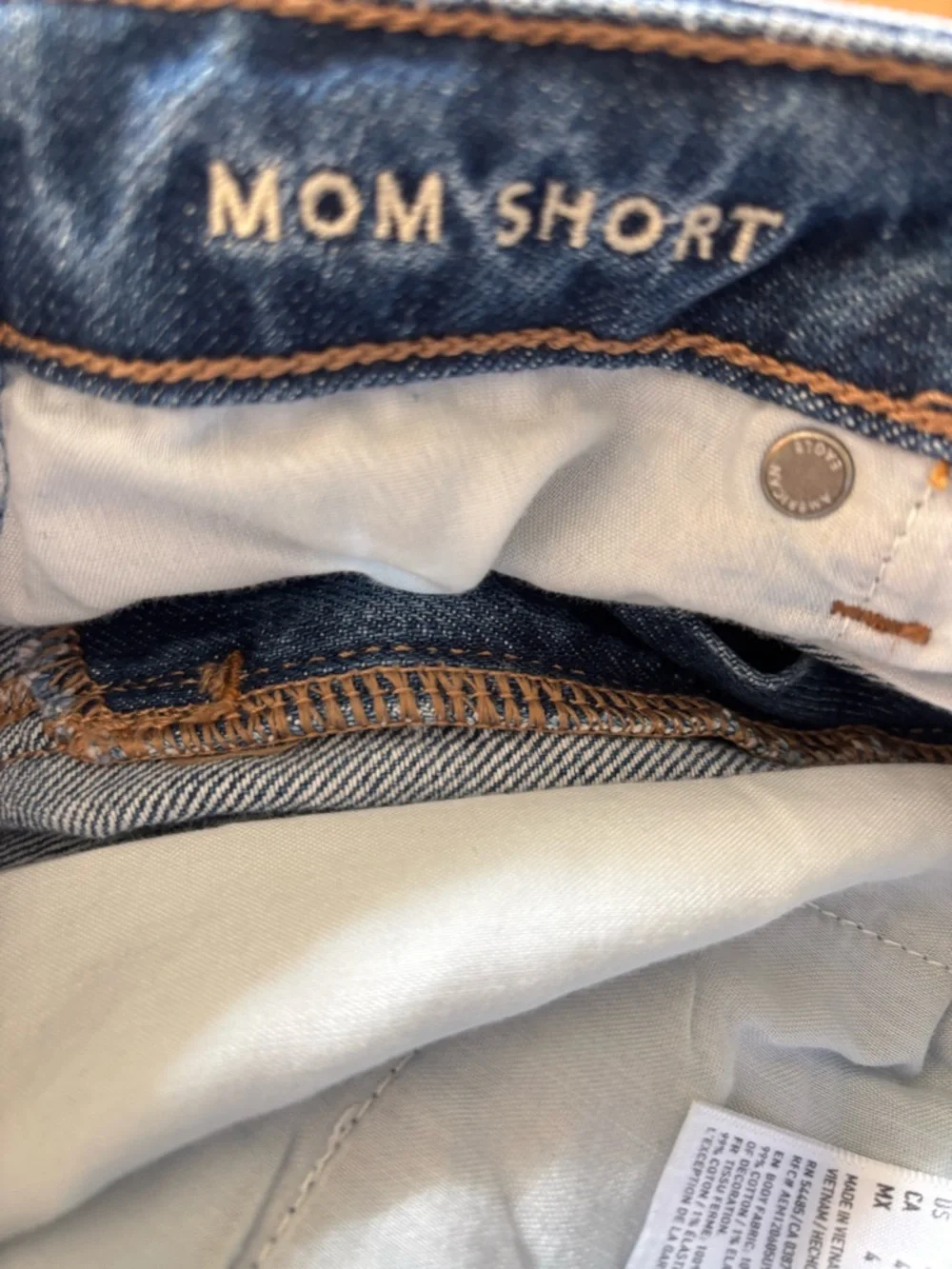 American Eagle Distressed‎ Jean Mom Shorts